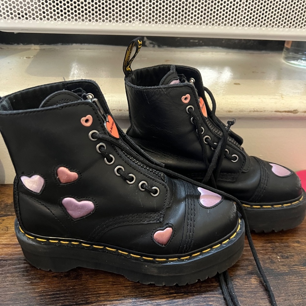 Dr. Martens Women's Sinclair Heart Fashion Boot - Picture 2 of 4